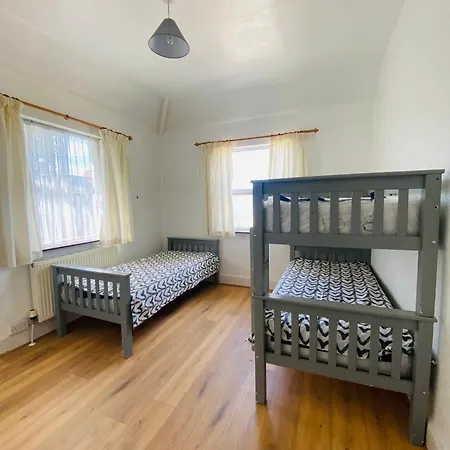 Lovely Bed Close To Center * Dublin